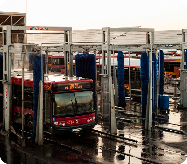 Lavado autobuses  ISTOBAL